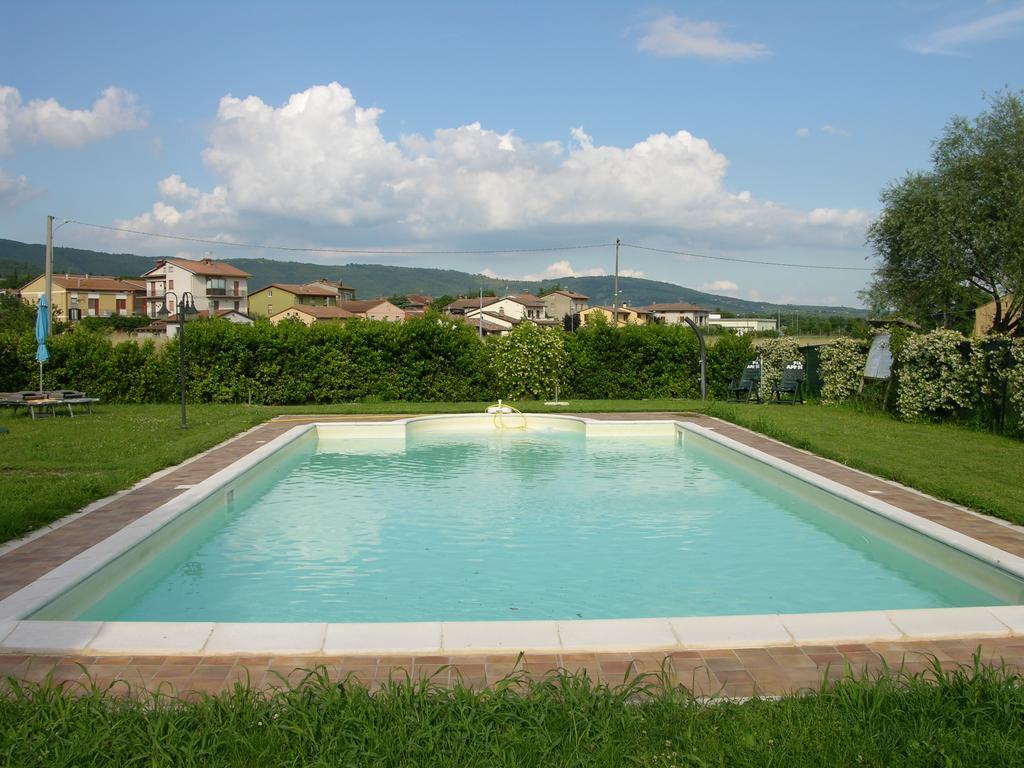 Appartamento Vacanze Magnolia E Glicine Tuoro sul Trasimeno Ngoại thất bức ảnh