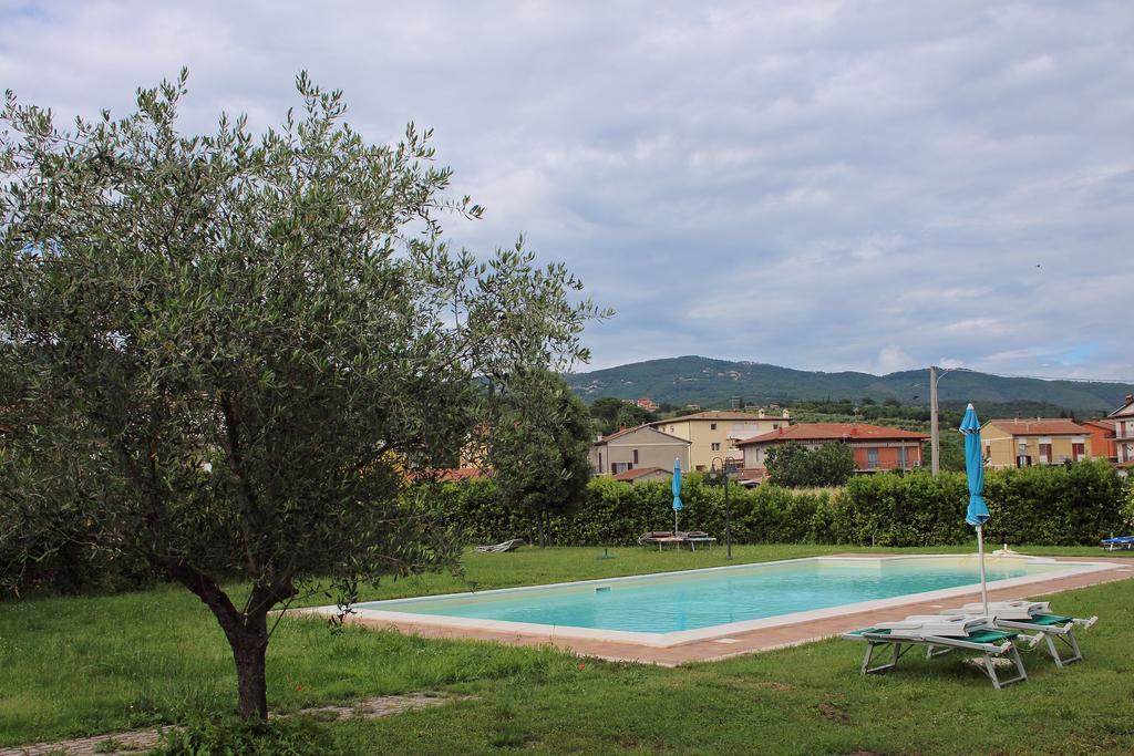 Appartamento Vacanze Magnolia E Glicine Tuoro sul Trasimeno Ngoại thất bức ảnh