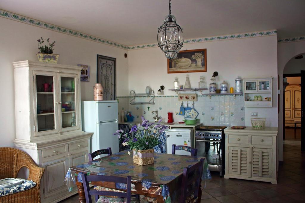 Appartamento Vacanze Magnolia E Glicine Tuoro sul Trasimeno Ngoại thất bức ảnh